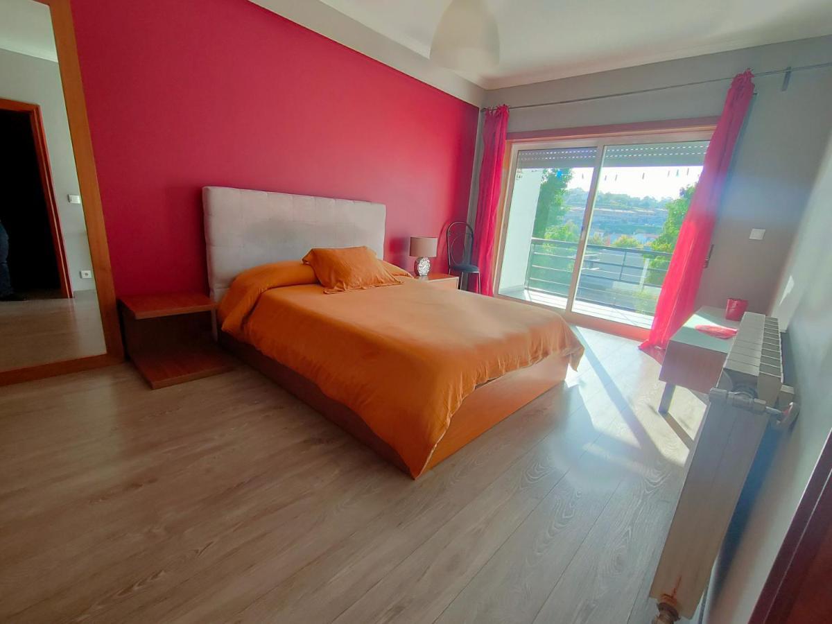 Alto Minho Central Apartment パレーデス・デ・コウラ エクステリア 写真